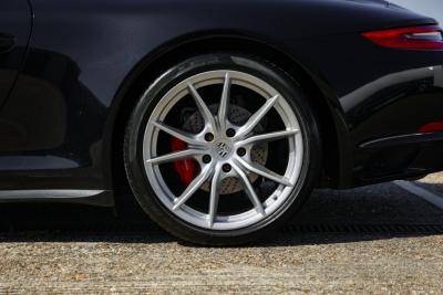 2018 Porsche 911