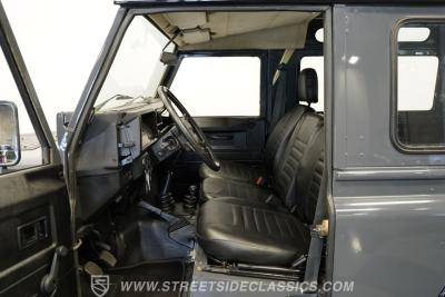 1987 Land Rover Defender  90