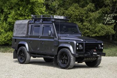 2016 Land Rover Defender 110 XS Double Cab