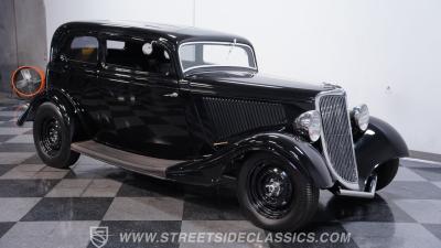 1933 Ford Victoria Restomod