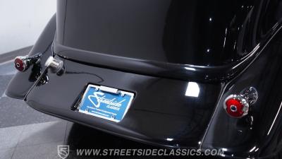 1933 Ford Victoria Restomod