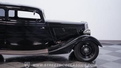 1933 Ford Victoria Restomod