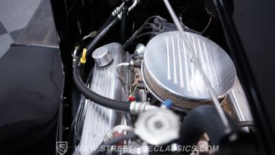 1933 Ford Victoria Restomod