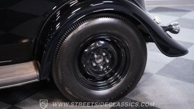 1933 Ford Victoria Restomod