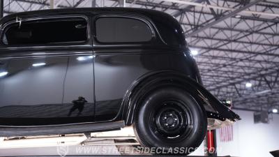 1933 Ford Victoria Restomod