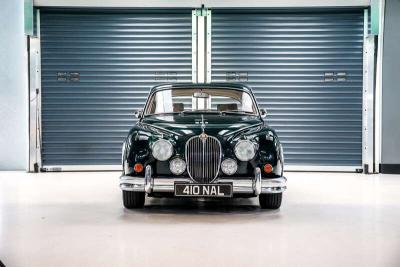 1962 Jaguar MK2 