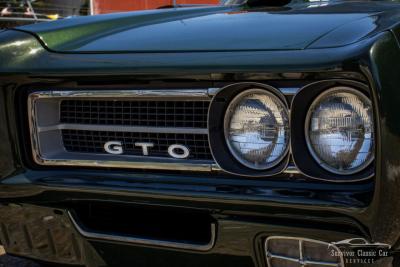 1969 Pontiac GTO Judge Ram Air III 2-Door Hardtop