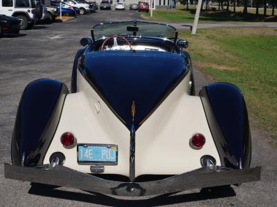 1936 Auburn Boattail Speedster Replica