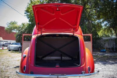 1937 Ford Tudor Humpback Sedan