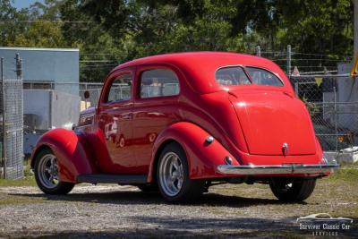 1937 Ford Tudor Humpback Sedan