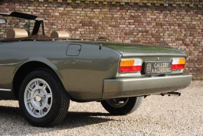 1981 Peugeot 504 Cabriolet &ldquo;Gris Fume m&eacute;tallis&eacute;&rdquo;