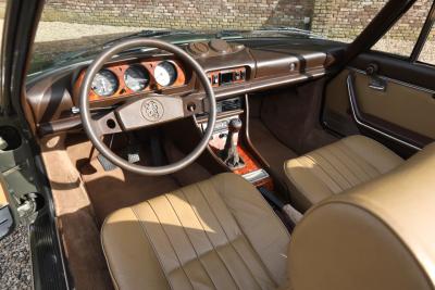 1981 Peugeot 504 Cabriolet &ldquo;Gris Fume m&eacute;tallis&eacute;&rdquo;