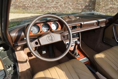 1981 Peugeot 504 Cabriolet &ldquo;Gris Fume m&eacute;tallis&eacute;&rdquo;