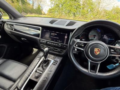 2019 Porsche 3.0T V6 S PDK 4WD Euro 6 (s/s) 5dr