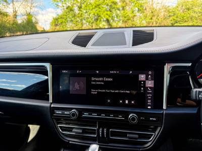 2019 Porsche 3.0T V6 S PDK 4WD Euro 6 (s/s) 5dr
