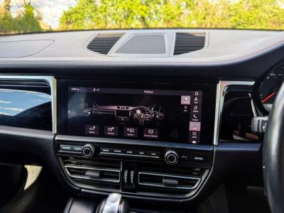 2019 Porsche 3.0T V6 S PDK 4WD Euro 6 (s/s) 5dr