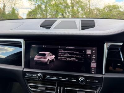 2019 Porsche 3.0T V6 S PDK 4WD Euro 6 (s/s) 5dr