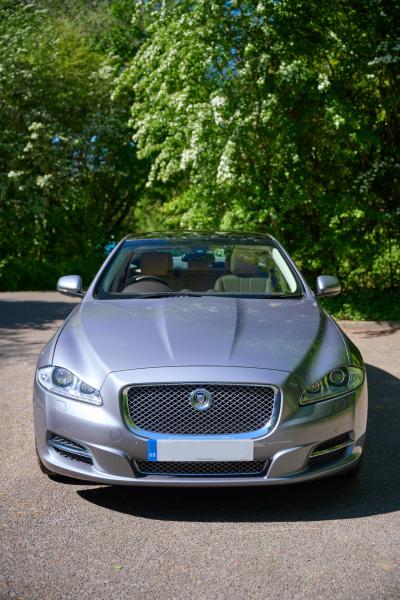 2012 Jaguar XJ Premium Luxury V8