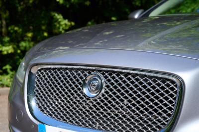 2012 Jaguar XJ Premium Luxury V8