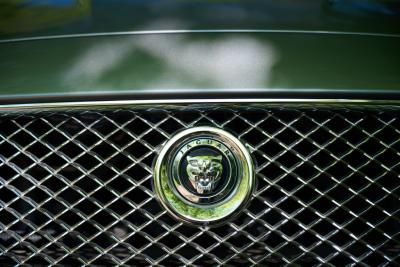 2012 Jaguar XJ Premium Luxury V8