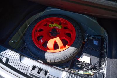 2012 Jaguar XJ Premium Luxury V8