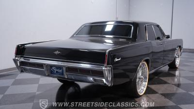 1966 Lincoln Continental 6.1 Hemi Restomod