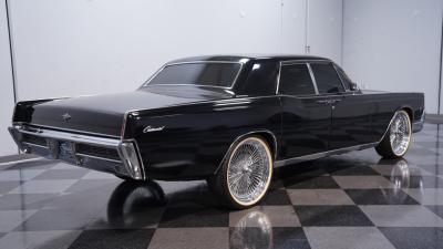 1966 Lincoln Continental 6.1 Hemi Restomod