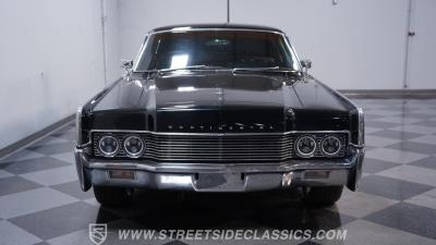 1966 Lincoln Continental 6.1 Hemi Restomod