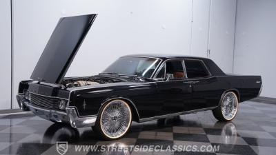 1966 Lincoln Continental 6.1 Hemi Restomod