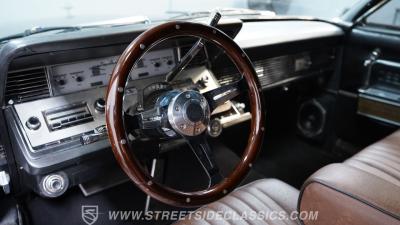 1966 Lincoln Continental 6.1 Hemi Restomod