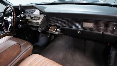 1966 Lincoln Continental 6.1 Hemi Restomod