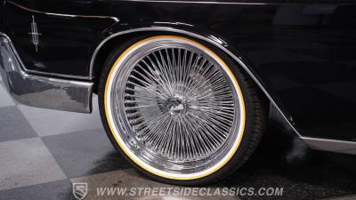 1966 Lincoln Continental 6.1 Hemi Restomod