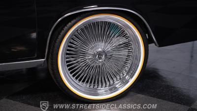 1966 Lincoln Continental 6.1 Hemi Restomod