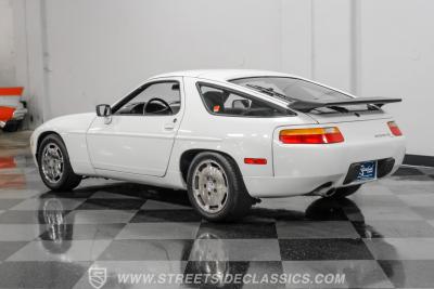 1987 Porsche 928 S4