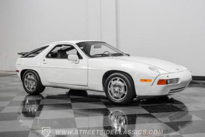 1987 Porsche 928 S4