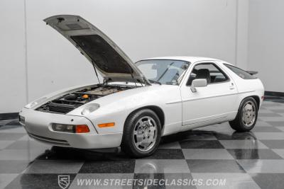 1987 Porsche 928 S4