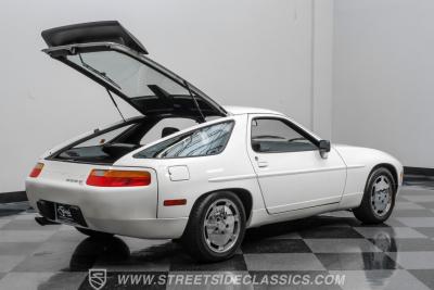1987 Porsche 928 S4