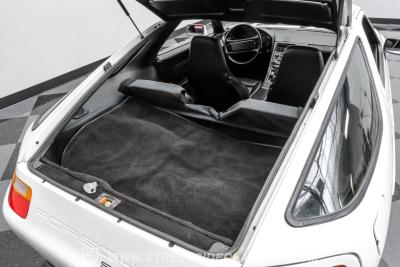 1987 Porsche 928 S4