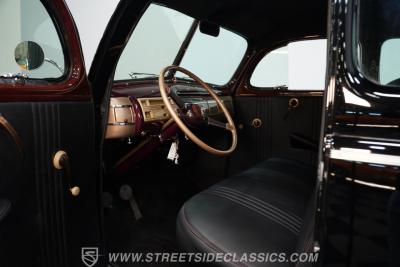 1940 Ford Deluxe 5 Window Coupe