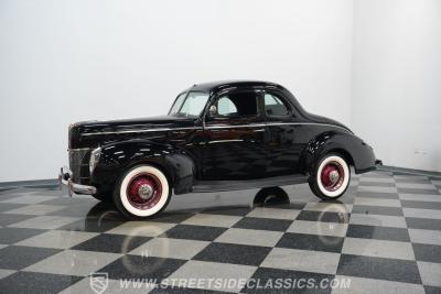 1940 Ford Deluxe 5 Window Coupe