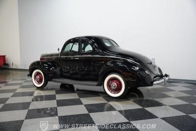 1940 Ford Deluxe 5 Window Coupe