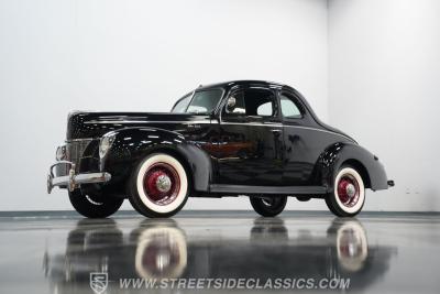 1940 Ford Deluxe 5 Window Coupe