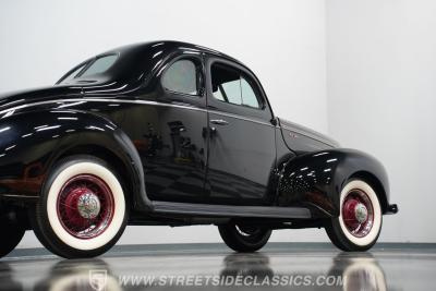 1940 Ford Deluxe 5 Window Coupe