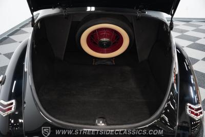 1940 Ford Deluxe 5 Window Coupe