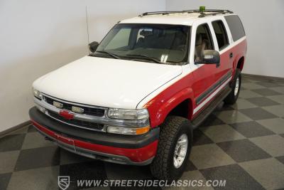2004 Chevrolet Suburban 2500 4X4