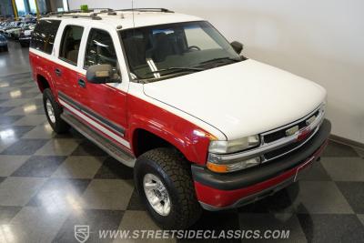 2004 Chevrolet Suburban 2500 4X4