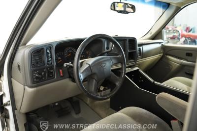 2004 Chevrolet Suburban 2500 4X4