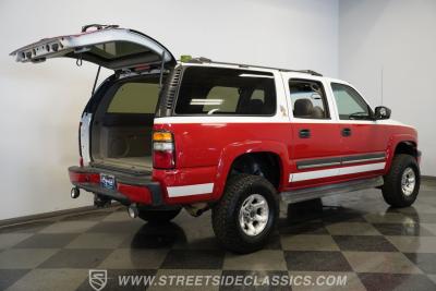 2004 Chevrolet Suburban 2500 4X4