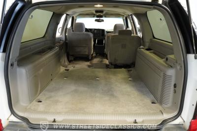 2004 Chevrolet Suburban 2500 4X4