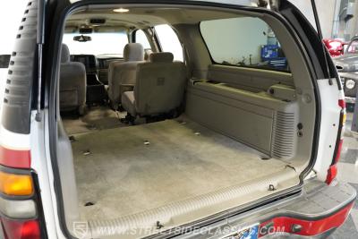 2004 Chevrolet Suburban 2500 4X4